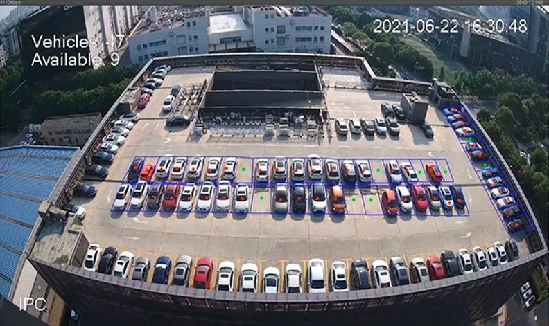 Estacionamento externo